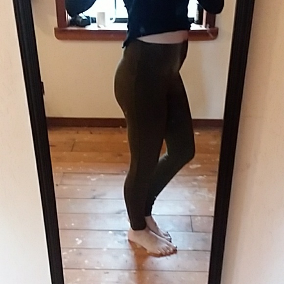 Green leggings - Picture 4 of 4